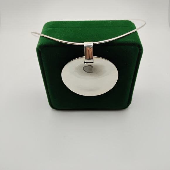 Robert Lee Morris "ONE WORLD" PENDANT on 20 in Omega - Picture 3 of 6